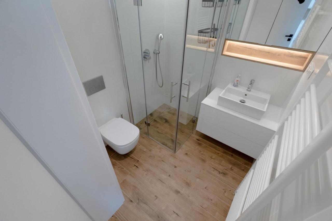 Apartament Pinea De Lux By Major Domus ポビエロボ エクステリア 写真