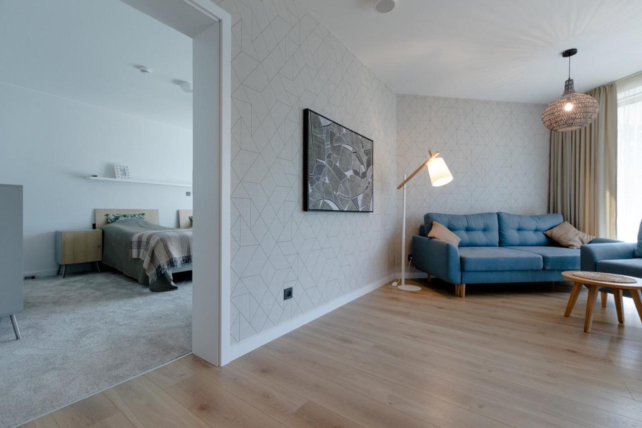 Apartament Pinea De Lux By Major Domus ポビエロボ エクステリア 写真