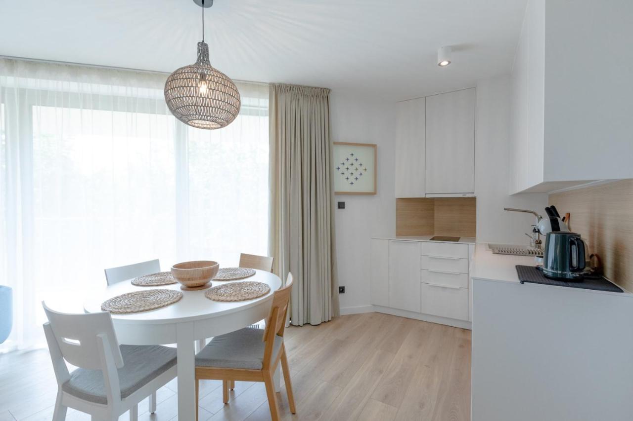 Apartament Pinea De Lux By Major Domus ポビエロボ エクステリア 写真