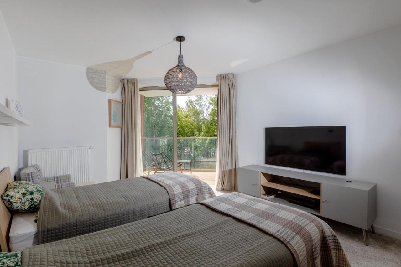 Apartament Pinea De Lux By Major Domus ポビエロボ エクステリア 写真
